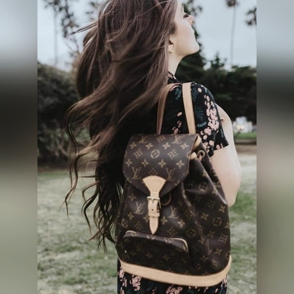100% AUTHENTIC LOUIS VUITTON MONTSOURIS BACKPACK - Picture 1 of 12